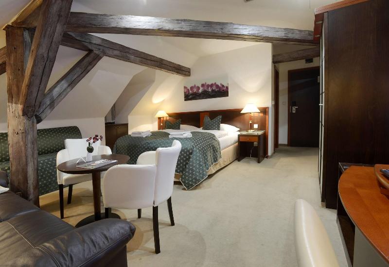 Hotel Grand - Oda