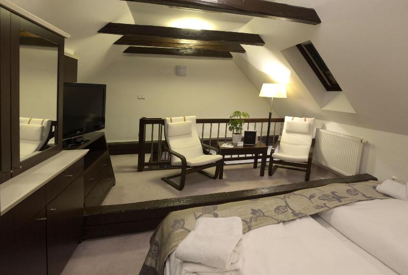 Hotel Grand - Oda