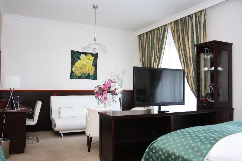 Hotel Grand - Oda