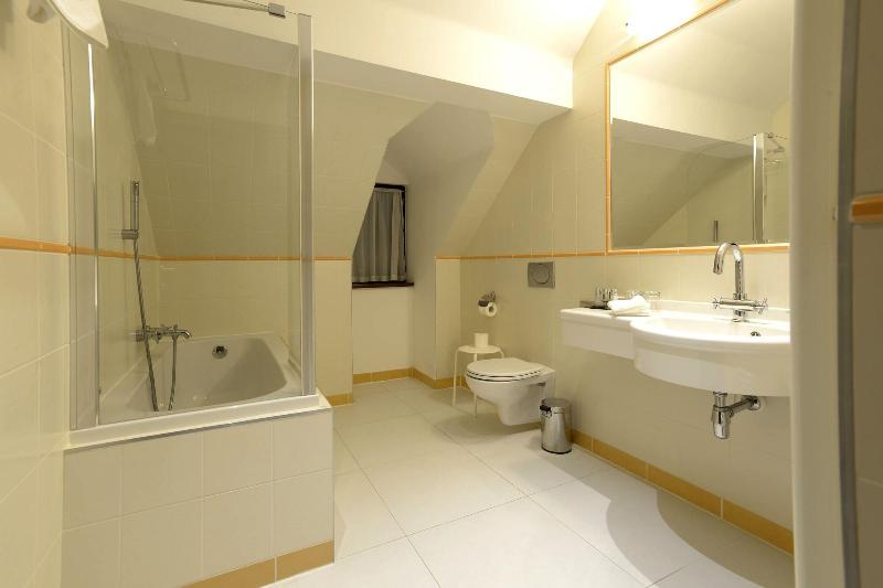 Hotel Grand - Oda
