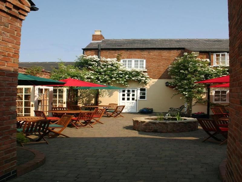 The Cottage Hotel - Genel