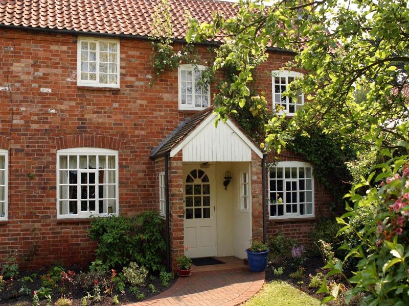 The Cottage Hotel - Genel