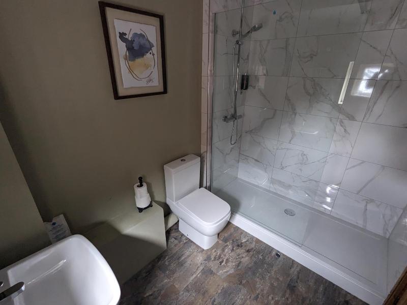 The Cottage Hotel - Genel