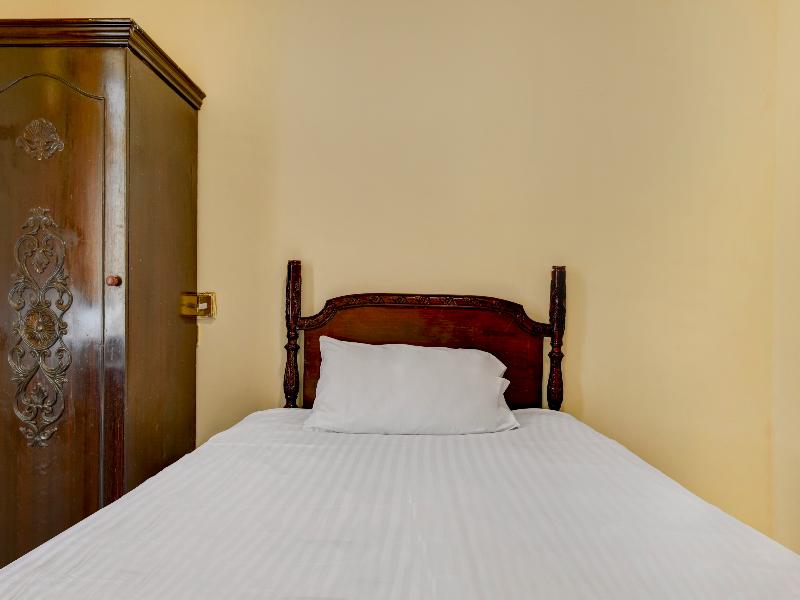 OYO Empire Hotel - Oda
