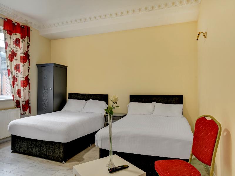 OYO Empire Hotel - Oda