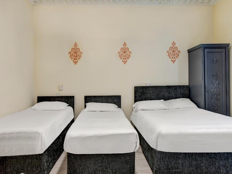OYO Empire Hotel - Oda