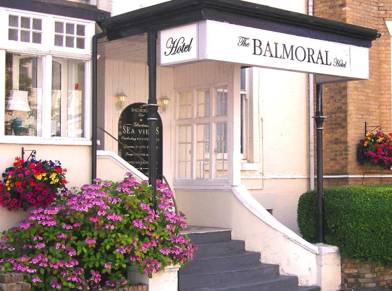 Balmoral Hotel - Genel