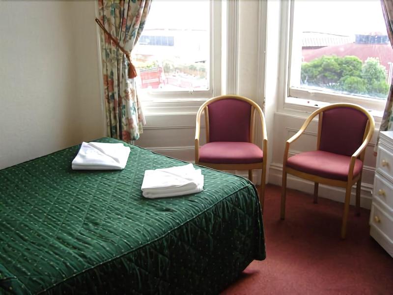 Balmoral Hotel - Oda