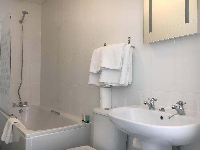 Balmoral Hotel - Oda