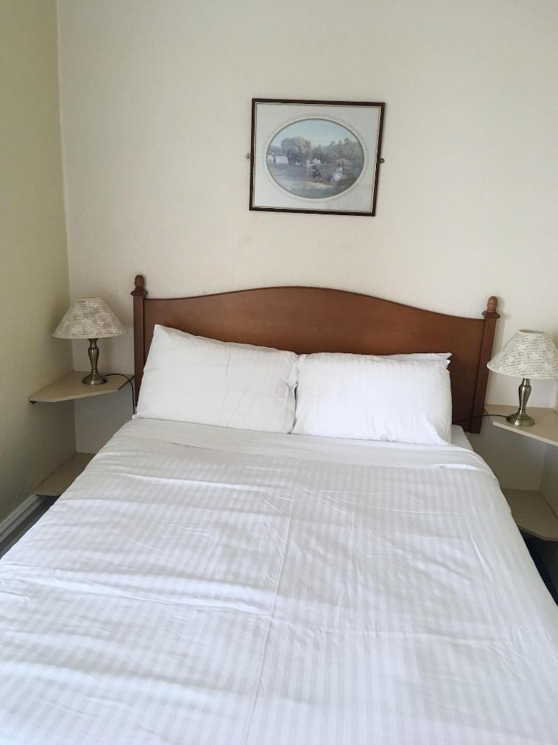 Balmoral Hotel - Oda