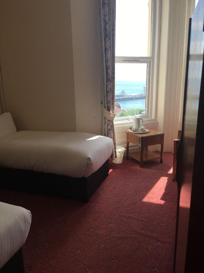 Balmoral Hotel - Oda