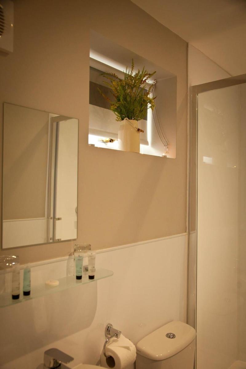 Rowton Poplars Hotel - Oda
