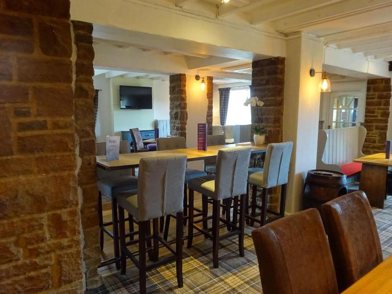 The Chequers Inn - Bar