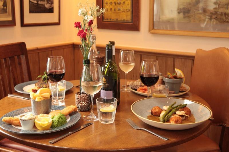 The Erskine Arms - Restoran