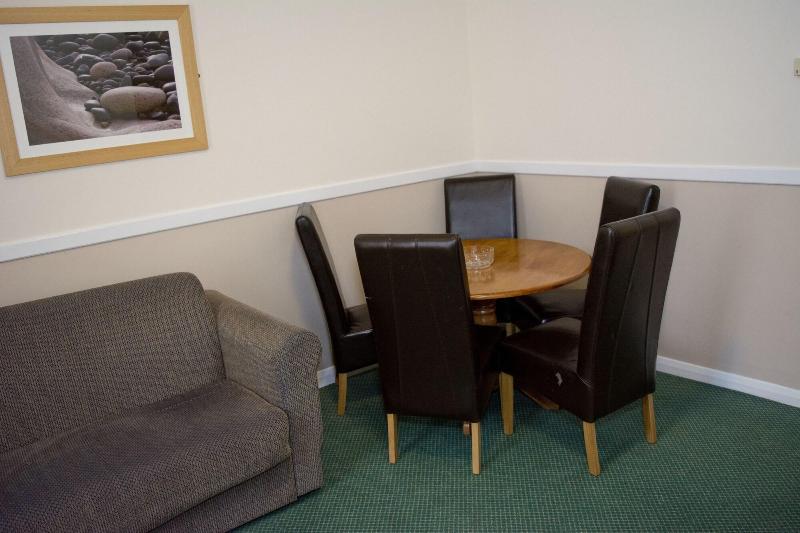 Tlh Carlton Hotel - Oda