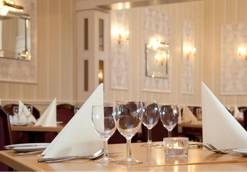 Tlh Carlton Hotel - Restoran