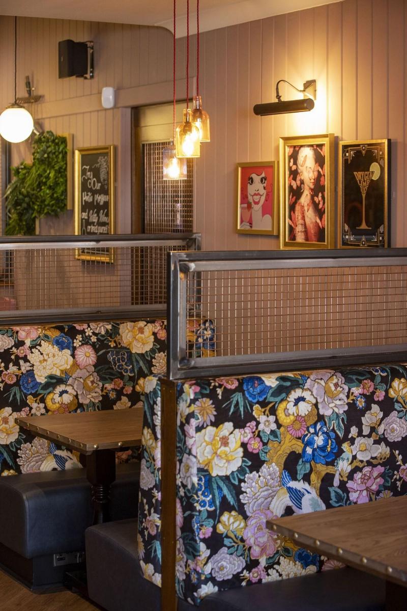 The Waverley Hotel - Bar