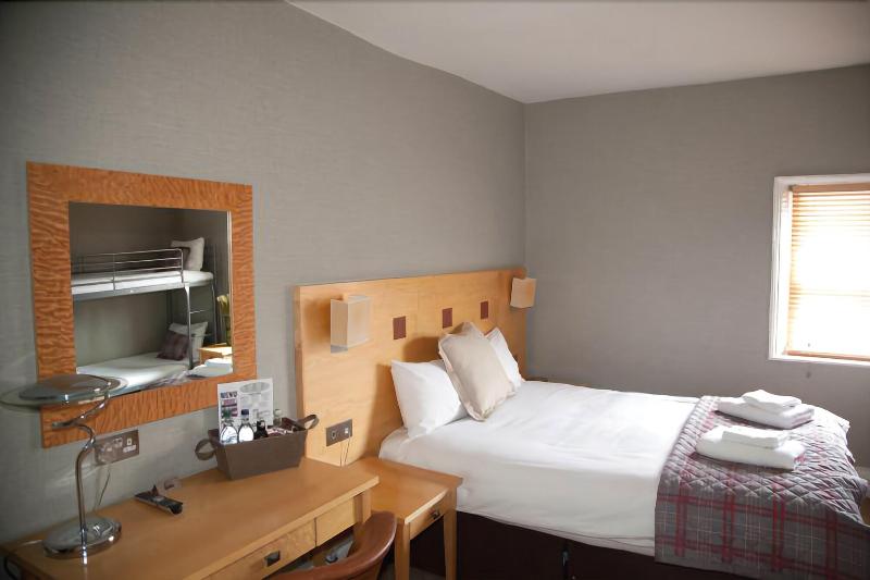 Warwick Arms Hotel - Oda