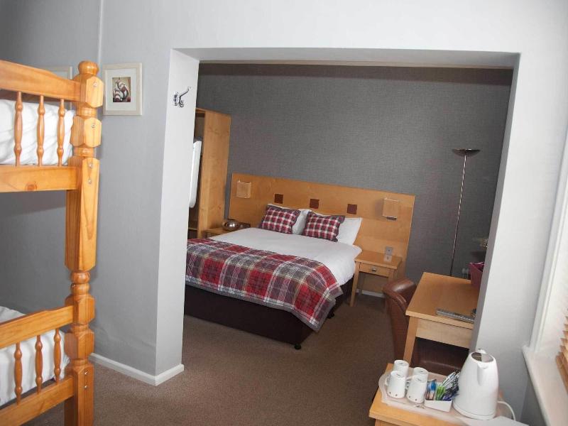 Warwick Arms Hotel - Oda