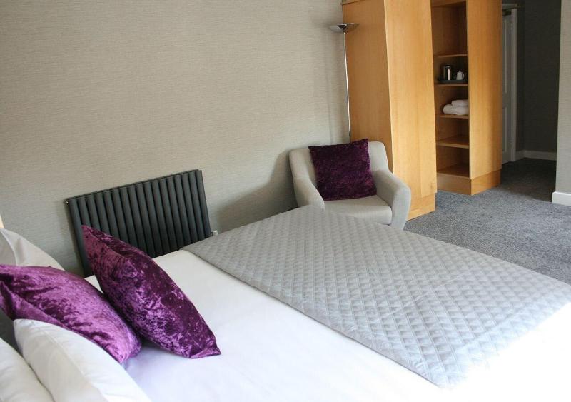 Warwick Arms Hotel - Oda