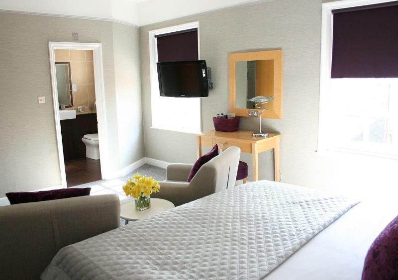 Warwick Arms Hotel - Oda