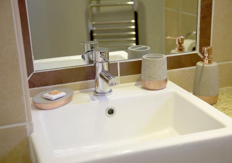 Warwick Arms Hotel - Oda