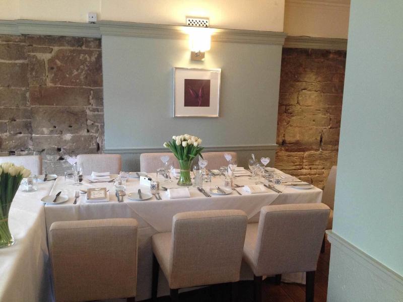 Warwick Arms Hotel - Restoran