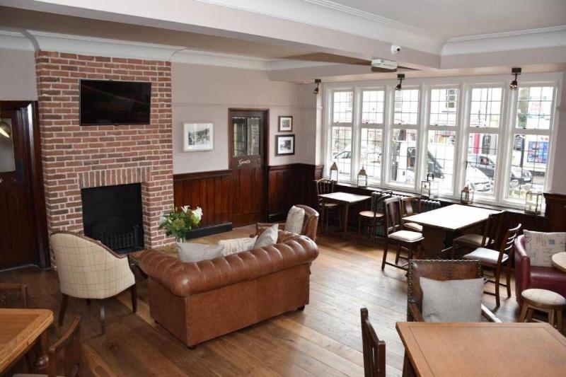 Bath Arms Hotel - Bar