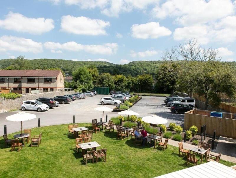 Bath Arms Hotel - Genel