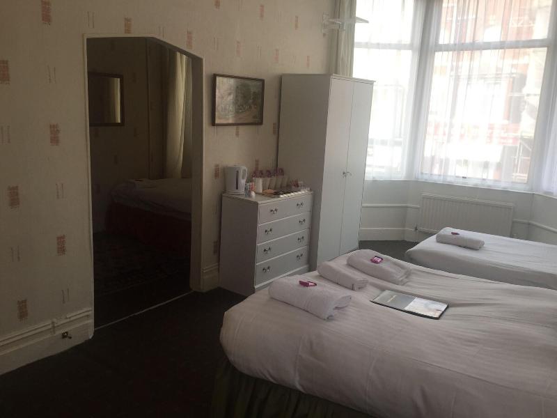 The Albert Hotel - Oda