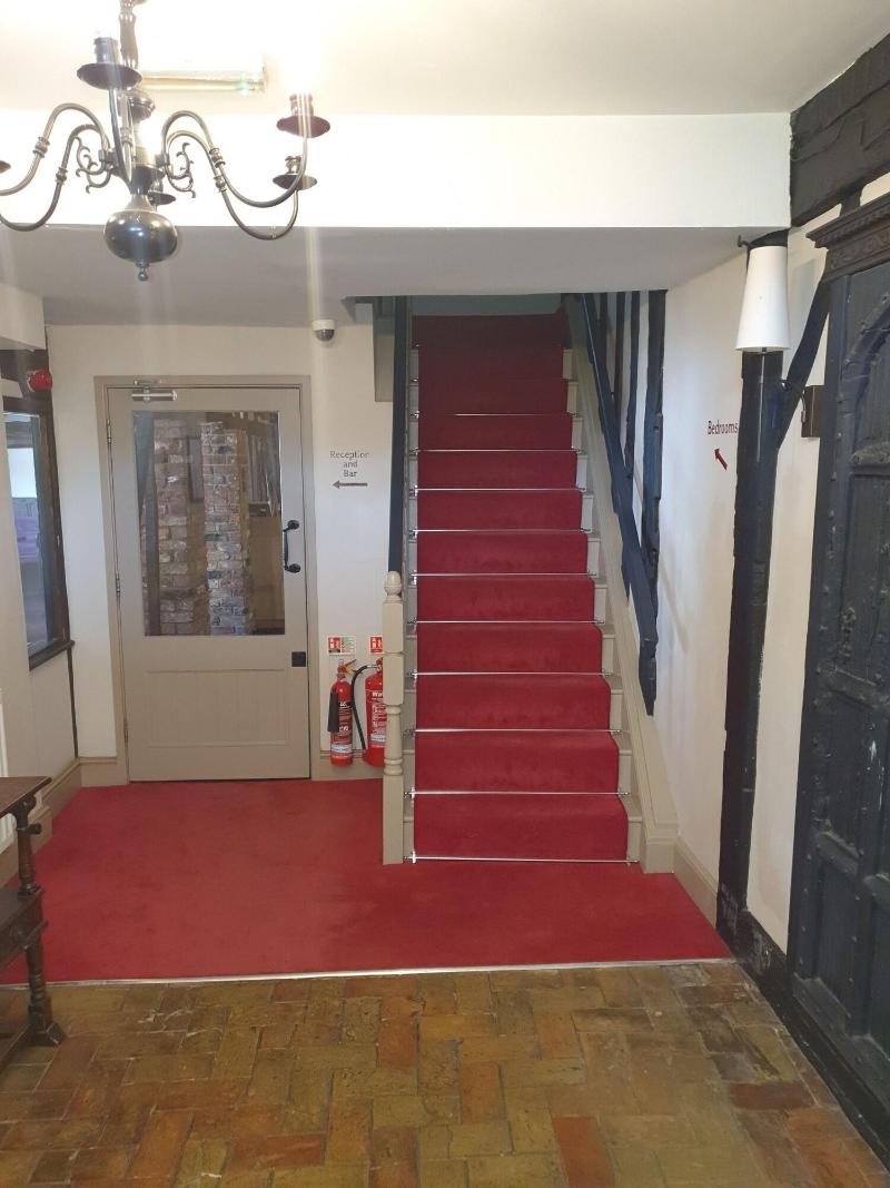 The Red Lion - Lobi