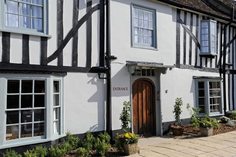 The Red Lion - Genel