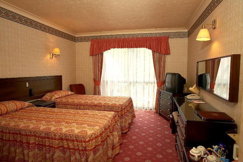 Lakeside International Hotel - Oda