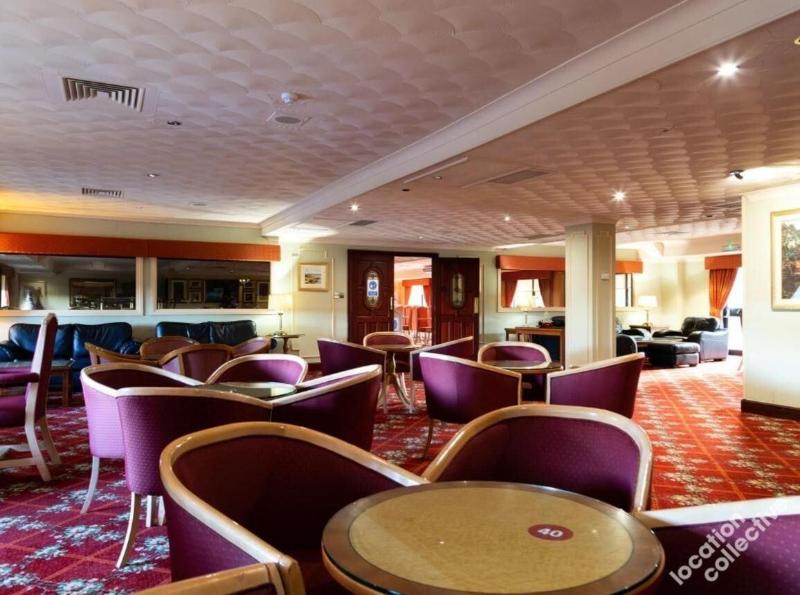 Lakeside International Hotel - Restoran