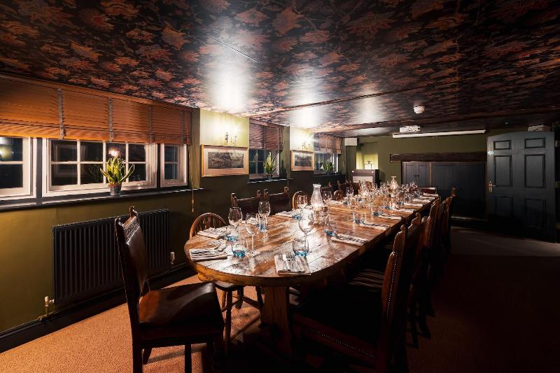 George And Dragon - Restoran