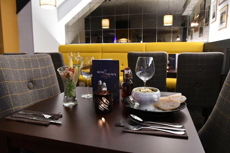 The Rose And Crown Hotel - Restoran