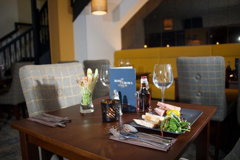 The Rose And Crown Hotel - Restoran