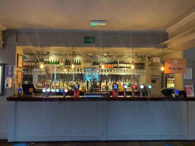 The Cedars Inn By Greene King Inns - Bar