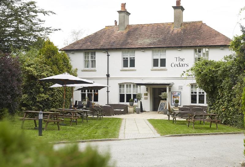 The Cedars Inn By Greene King Inns - Genel