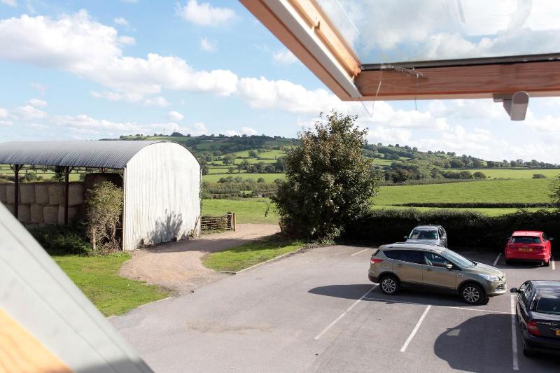 Fox & Goose, Barrow Gurney by Marston's Inns - Oda