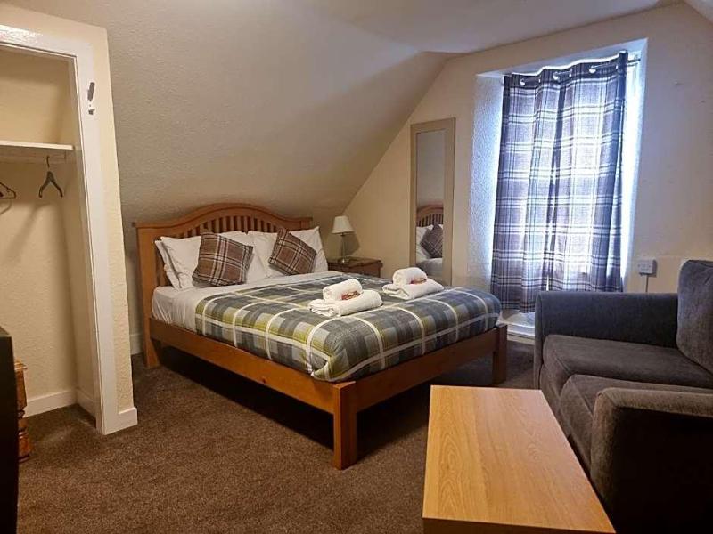 Roy Bridge Hotel - Genel