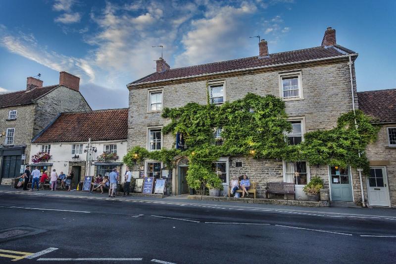 The Feathers Hotel - Genel