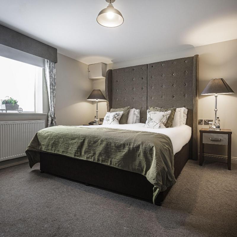The Feathers Hotel - Oda