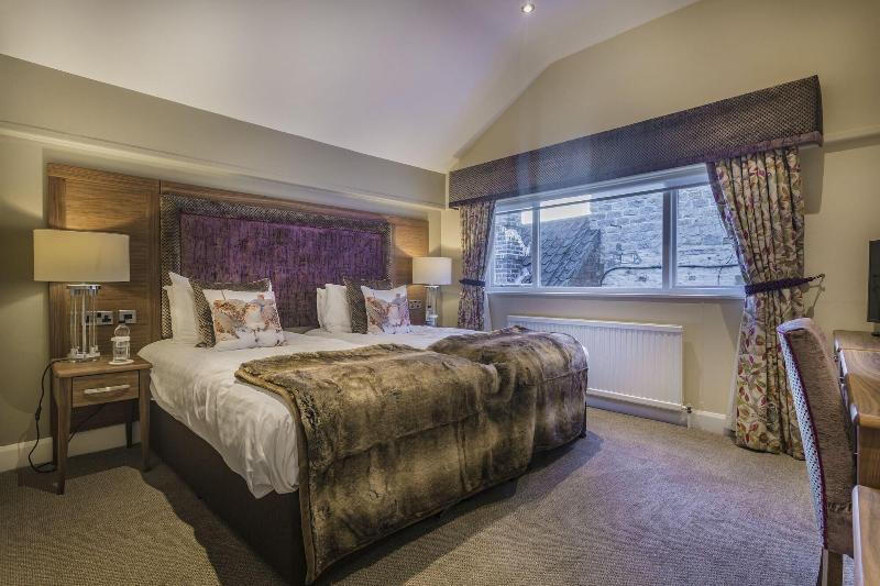 The Feathers Hotel - Oda
