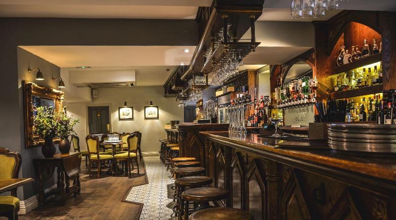 The Priory Hotel And Restaurant - Bar