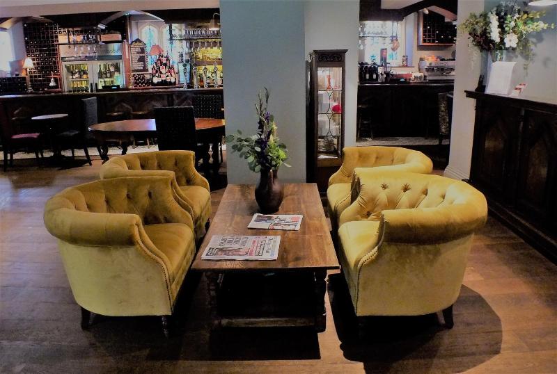 The Priory Hotel And Restaurant - Bar