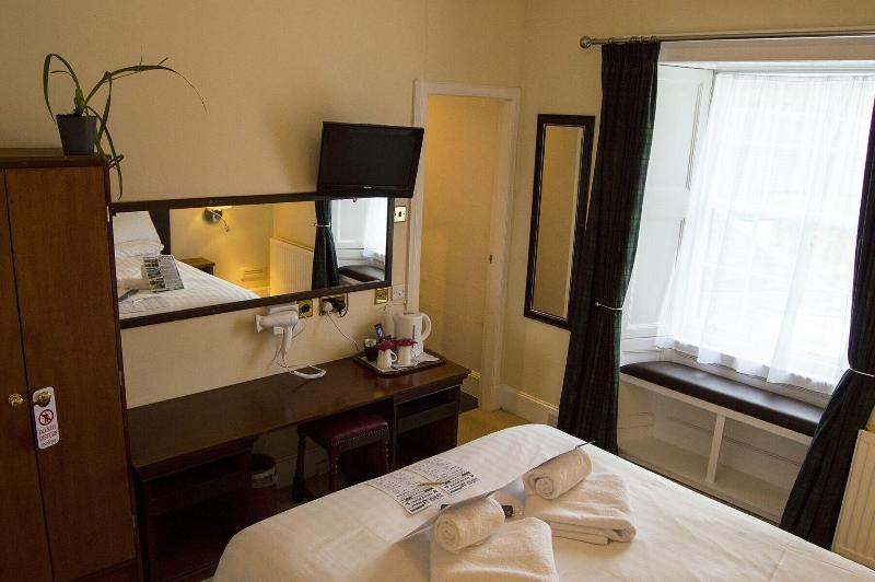Buccleuch Arms Hotel & Restaurant - Oda