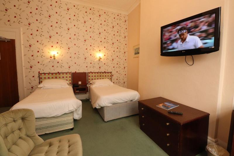The Esplanade Hotel - Oda