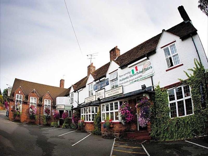 The Tower Arms Hotel - Genel