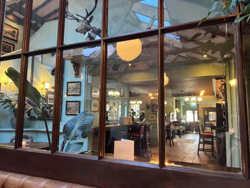 The Royal Oak Hotel And Restaurant - Lobi